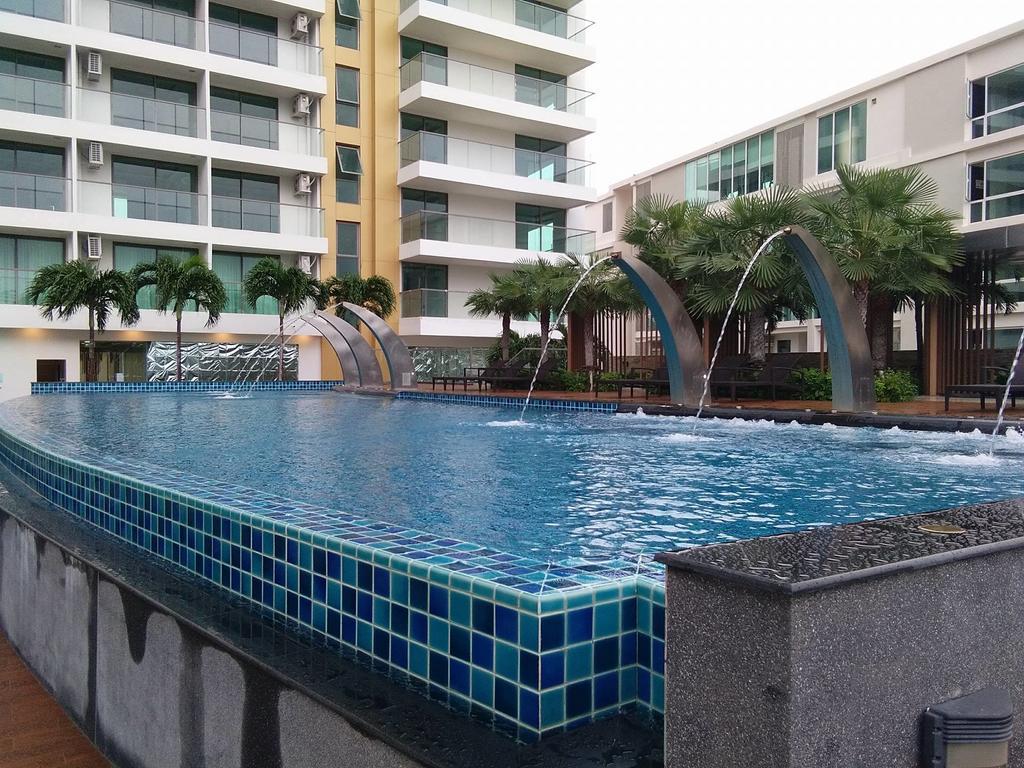 Peak Tower In Phatumnak Pattaya Εξωτερικό φωτογραφία